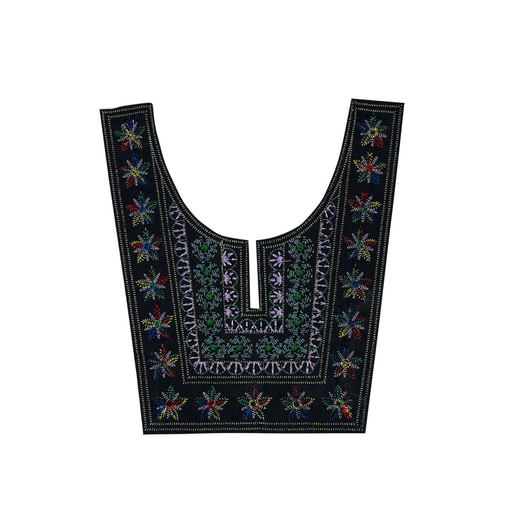 Ethnic style embroidery neckline