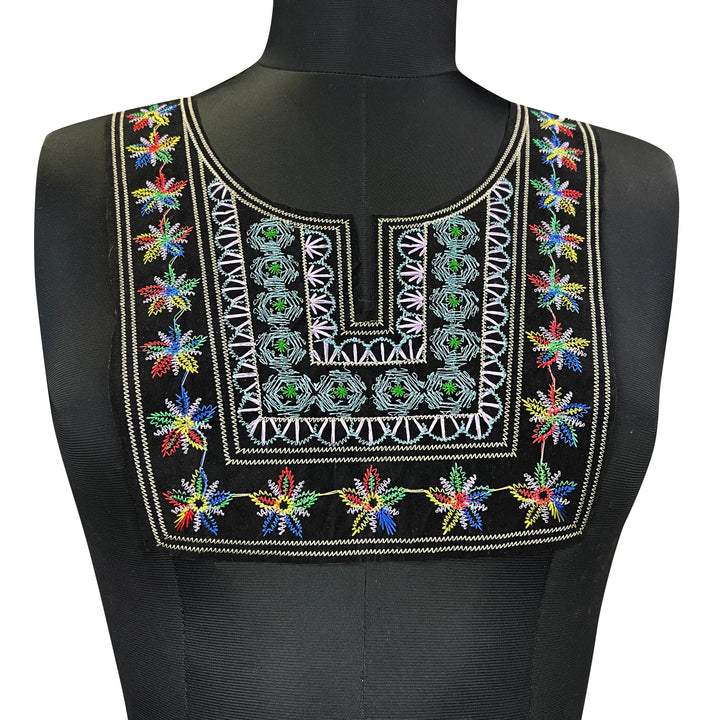 Ethnic style embroidery neckline