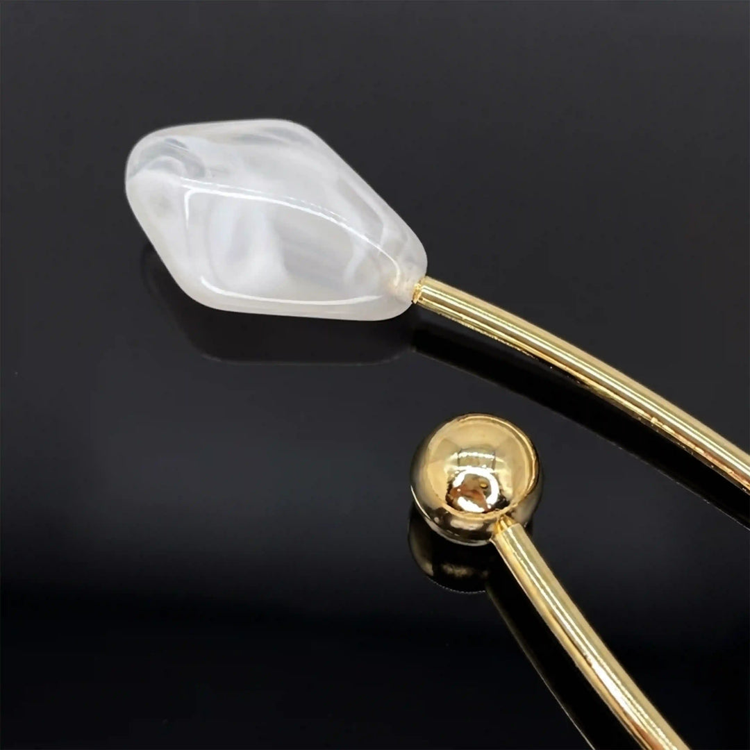 Baroque Pearl Open Wire Brooch