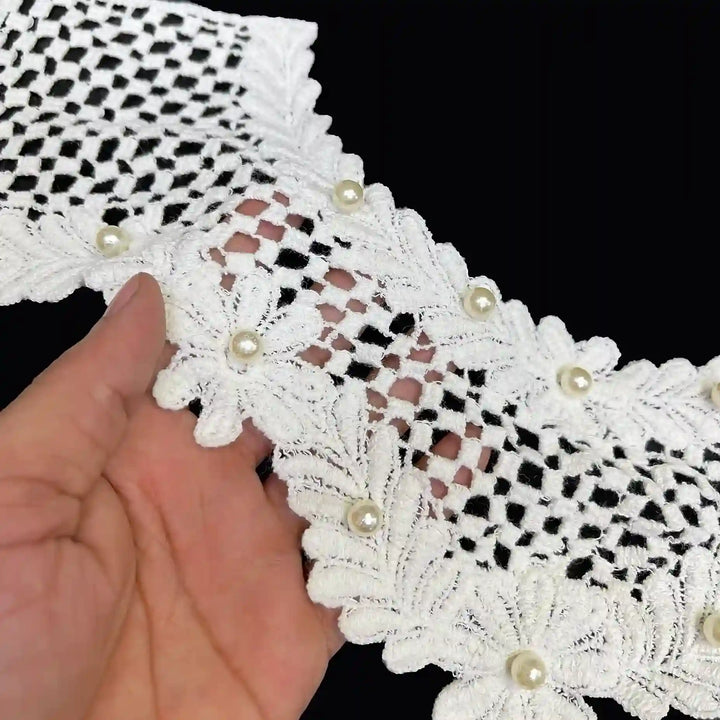 Honeycomb Style Floral Pearl Yoke