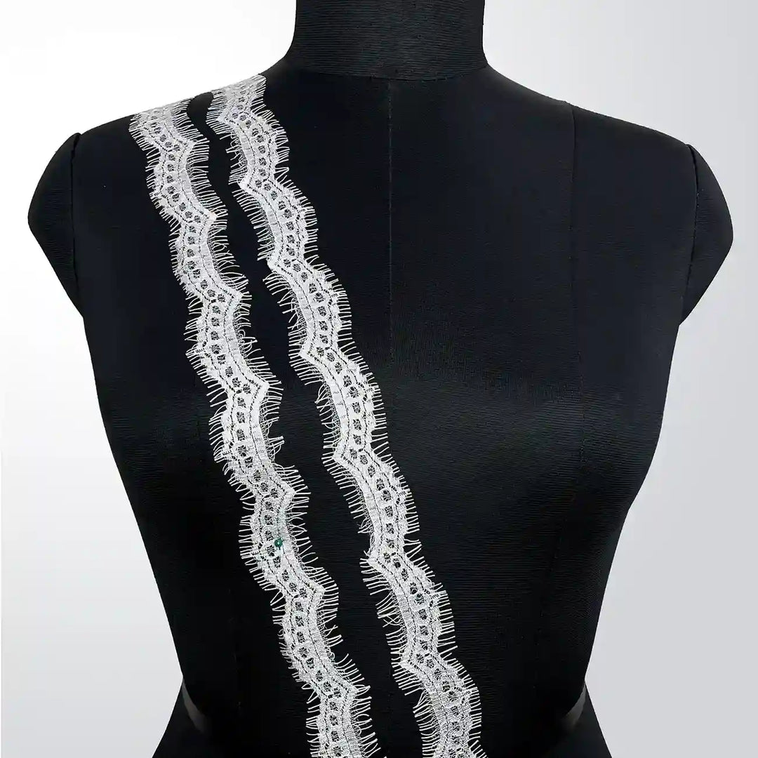 Mirrored Rose Chantilly Lace Set