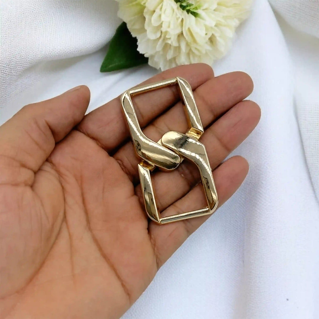 Link Style Buckle