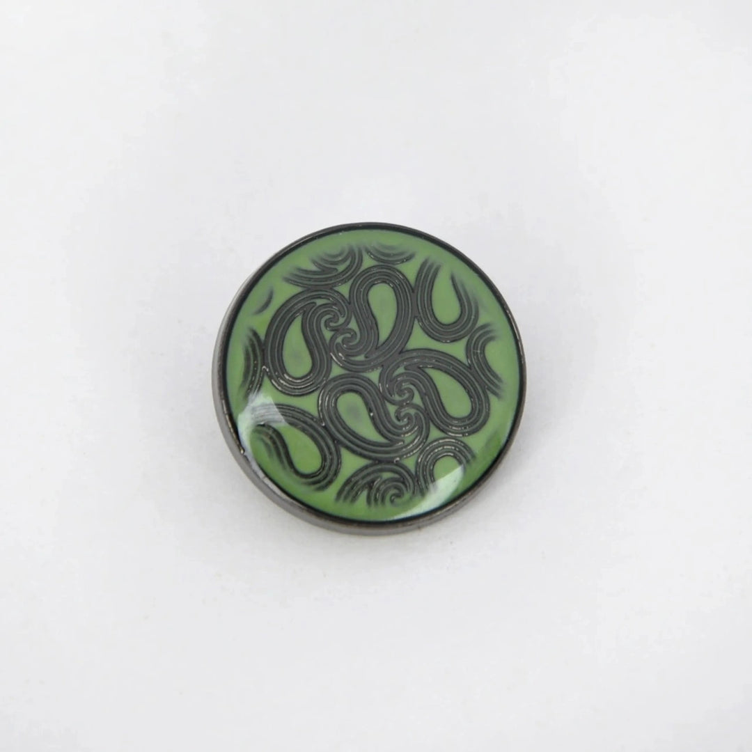 Golden Paisley Design with Shank Metal Button | 18mm(28L) & 20mm(32L)