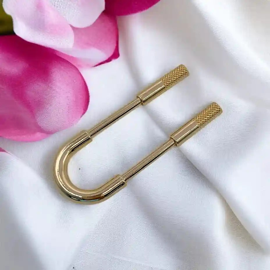 U Shape Buckle