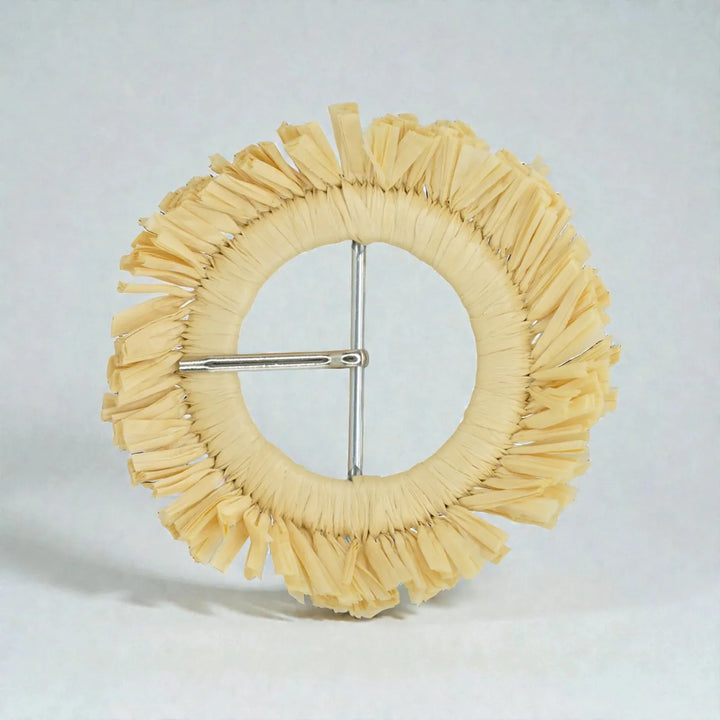 Cream Raffia Fringed Round Buckle | 4.1 inches (10.5cm)