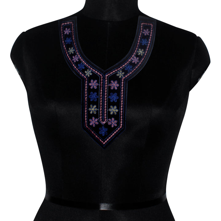 Baroque Embroidery Neckline