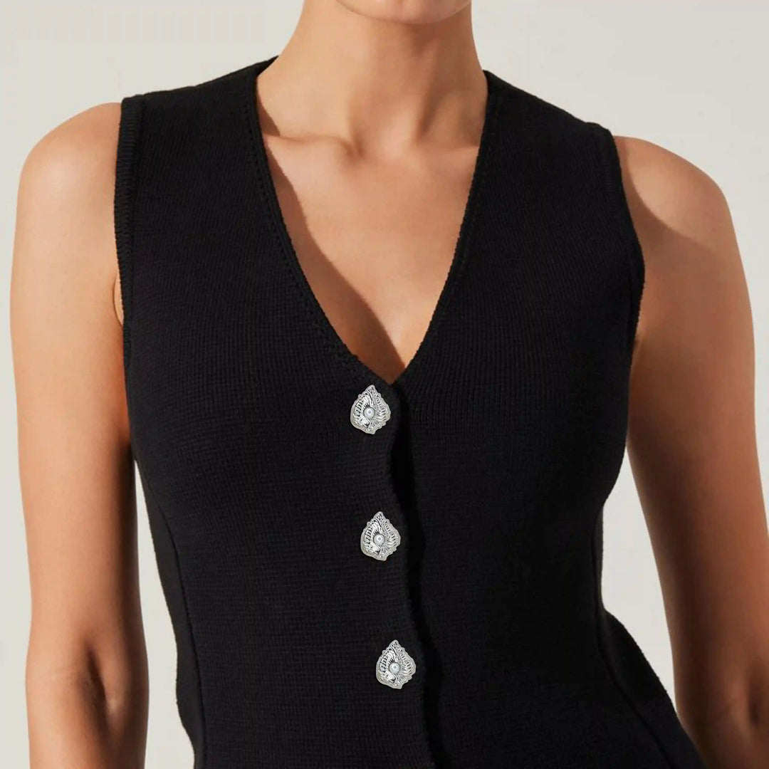 Scallop Shell Stud Pearl Button | 18mm(28L), 23mm(36L) & 28mm(44L)