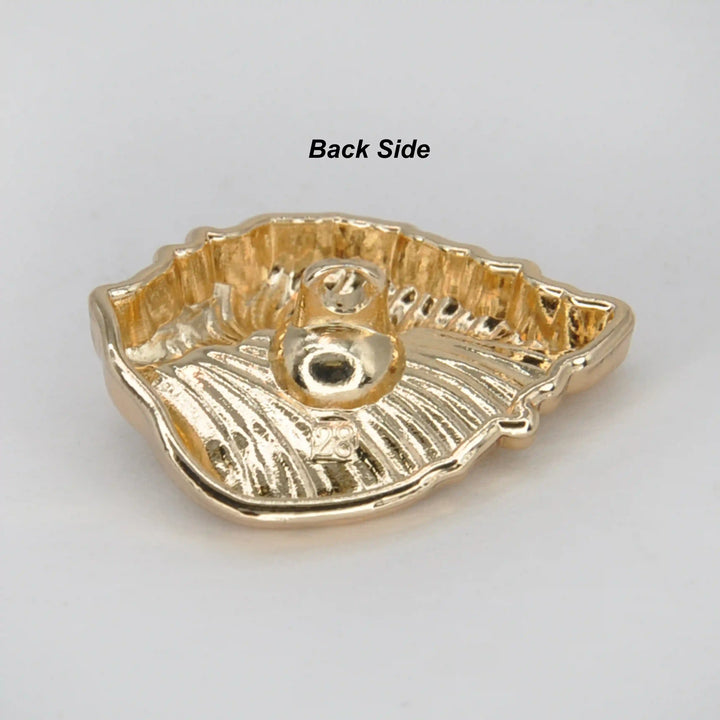 Scallop Shell Stud Pearl Button | 18mm(28L), 23mm(36L) & 28mm(44L)