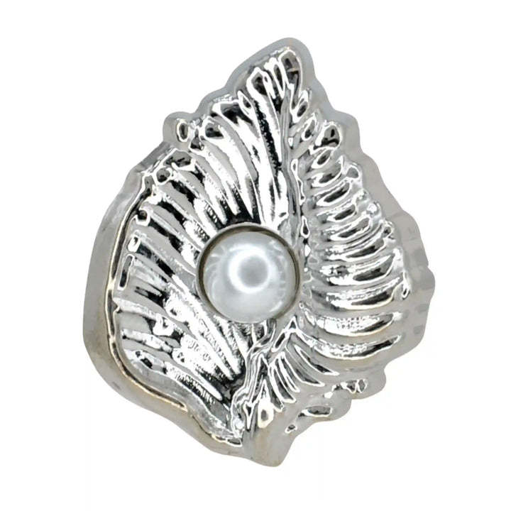Scallop Shell Stud Pearl Button | 18mm(28L), 23mm(36L) & 28mm(44L)