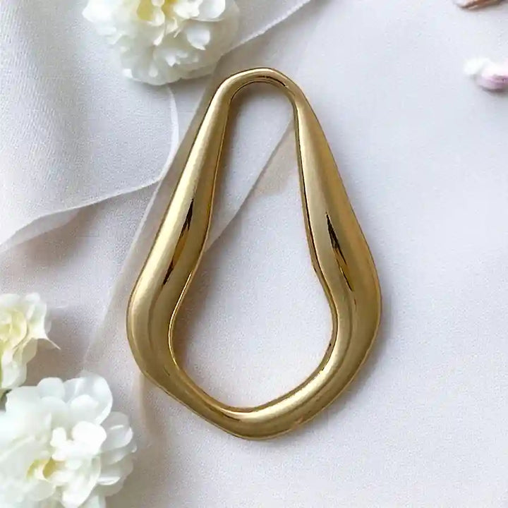 Asymmetrical Loop Buckle