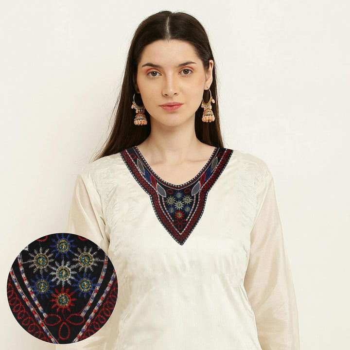 Round Shape Embroidery Yoke Neckline