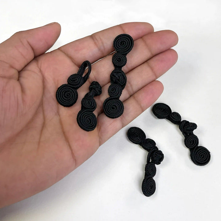 Mandarin Knot Button