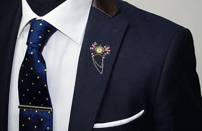 Us Design Crown Ribbon Badge Brooch
