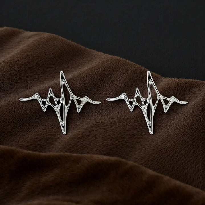 Silver Finish Wave Design Butterfly Clutch | 5.5cm x 7cm