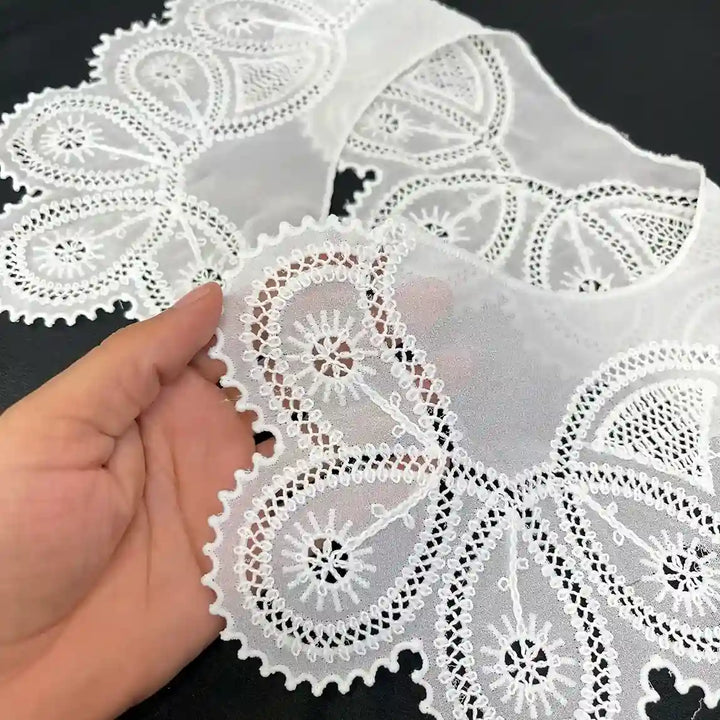 Floral Inspire Peter Pan Collar