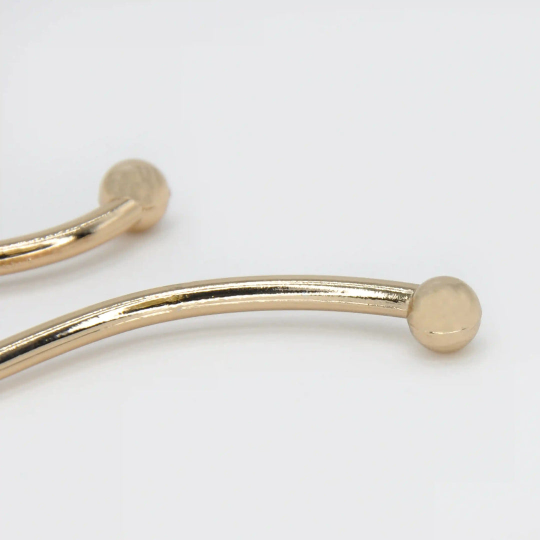  Ani Accessories Curve U Style Metal Buckle zooming end point in white background.