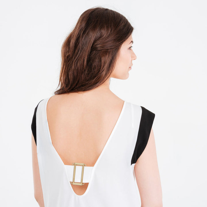Ani Accessories Metal Double Bar Buckle on the back of the white model top in a white background.