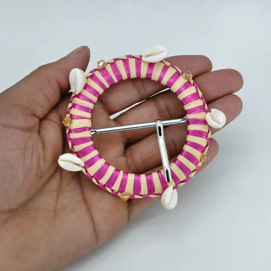 Ani Accessories cowrie shell boho handmade raffia buckle straw woven buckle for belt bag DIY craft decor