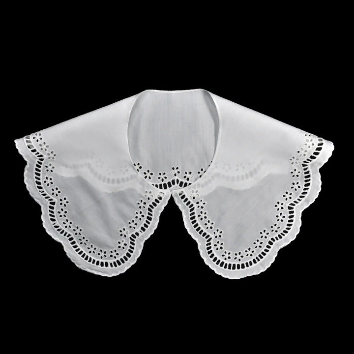 Ani Accessories floral border design Peterpan style collar with refined detailing for garment enhancement