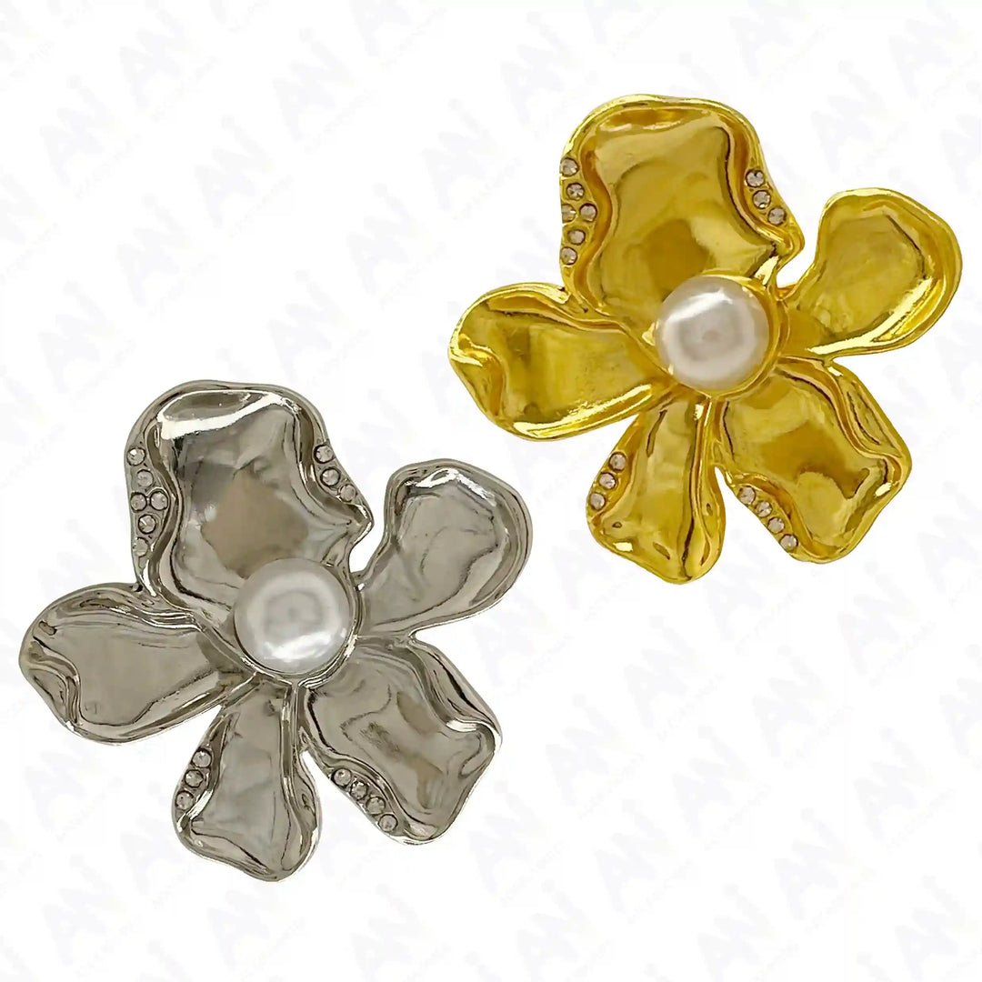 ani-accessories-flower-brooches-saree-fashion