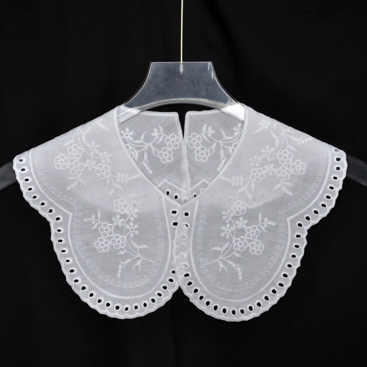 Embroidered Peter Pan Collar Applique