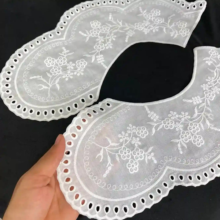 Embroidered Peter Pan Collar Applique
