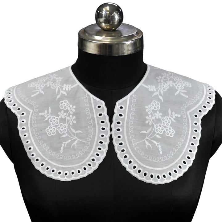 Embroidered Peter Pan Collar Applique