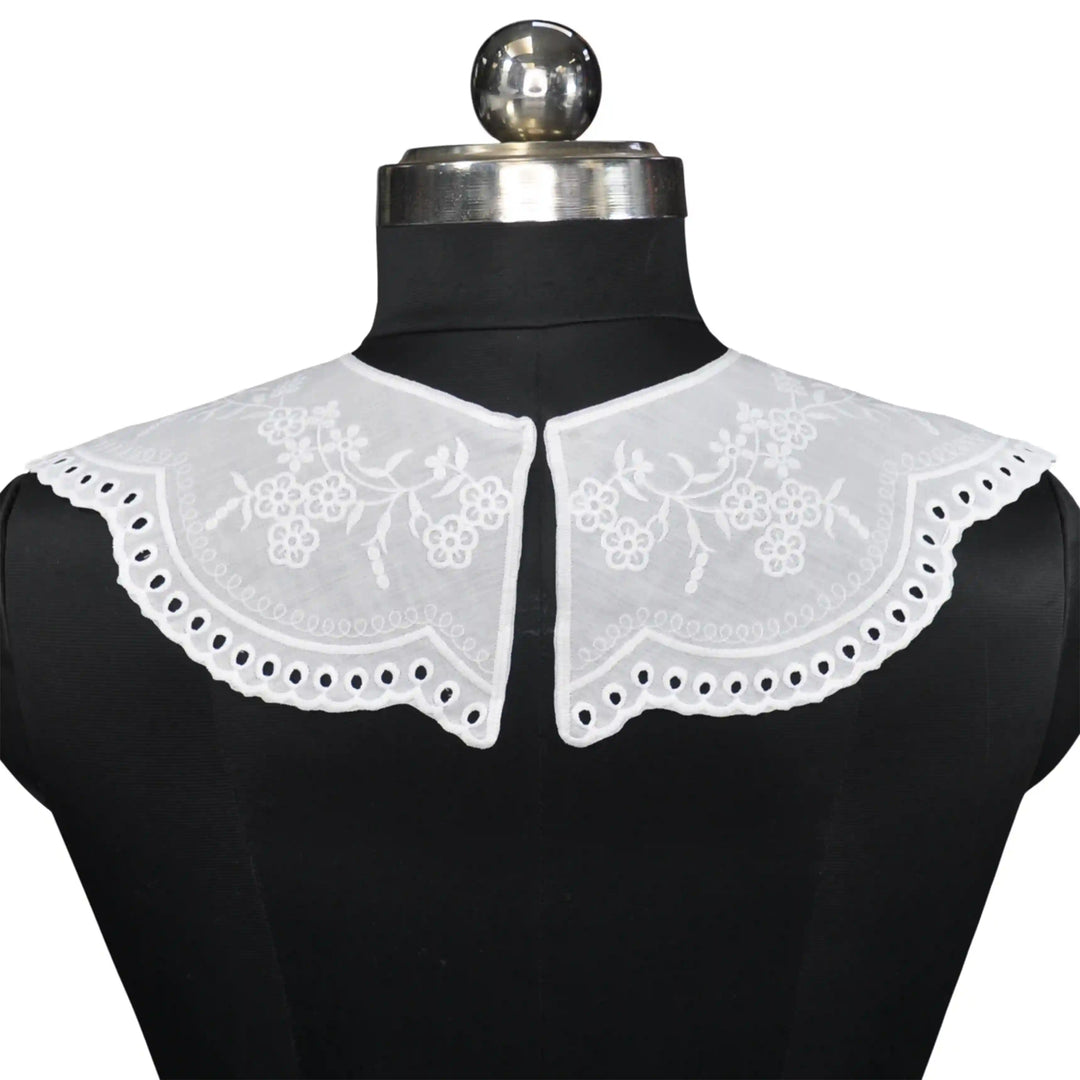Embroidered Peter Pan Collar Applique