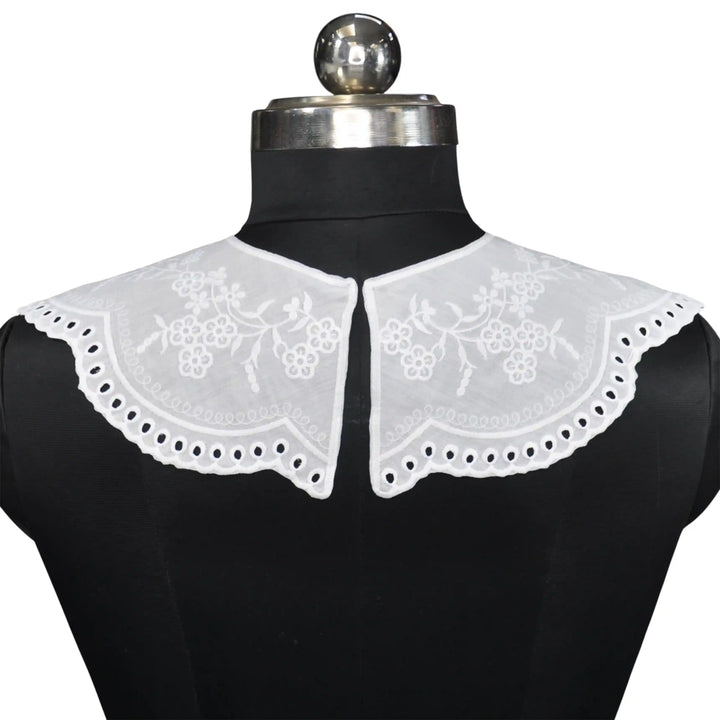 Embroidered Peter Pan Collar Applique