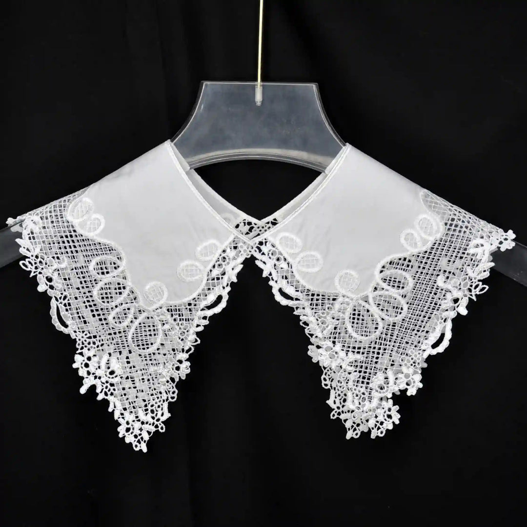 Chelsea Peter Pan Collar
