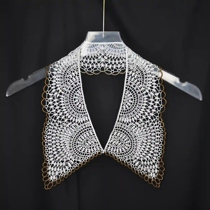 Cutwork Floral Puritan Collar