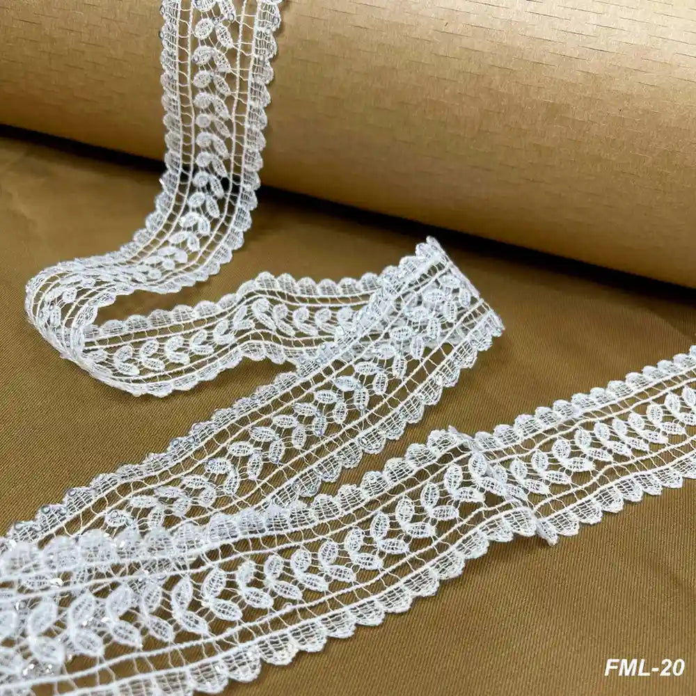 Delicate Leaf Pattern White Lace | Width 4cm (1.6 inches) 40mm
