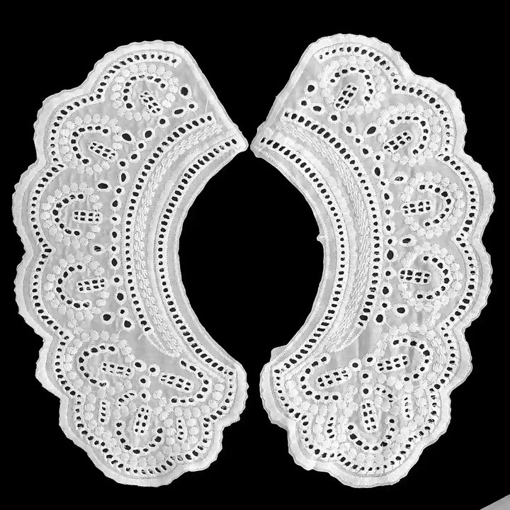 Floral Guipure Peter pan Collar