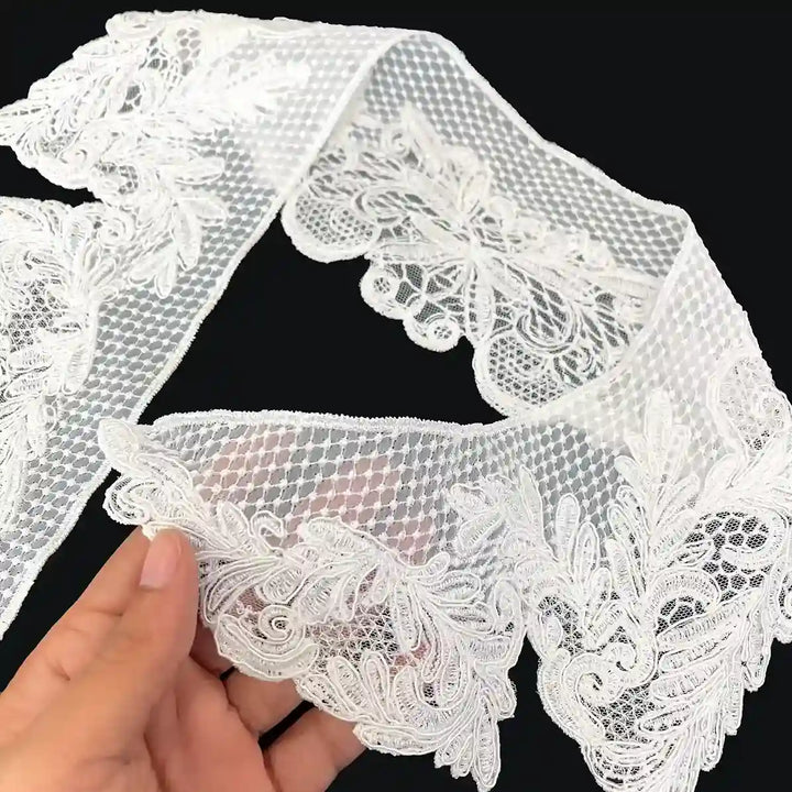 Floral Scalloped Peter Pan Collar