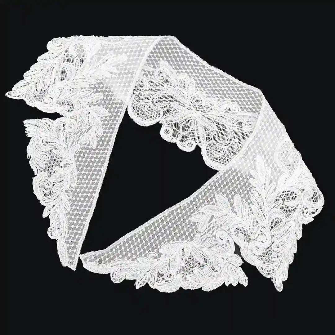 Floral Scalloped Peter Pan Collar