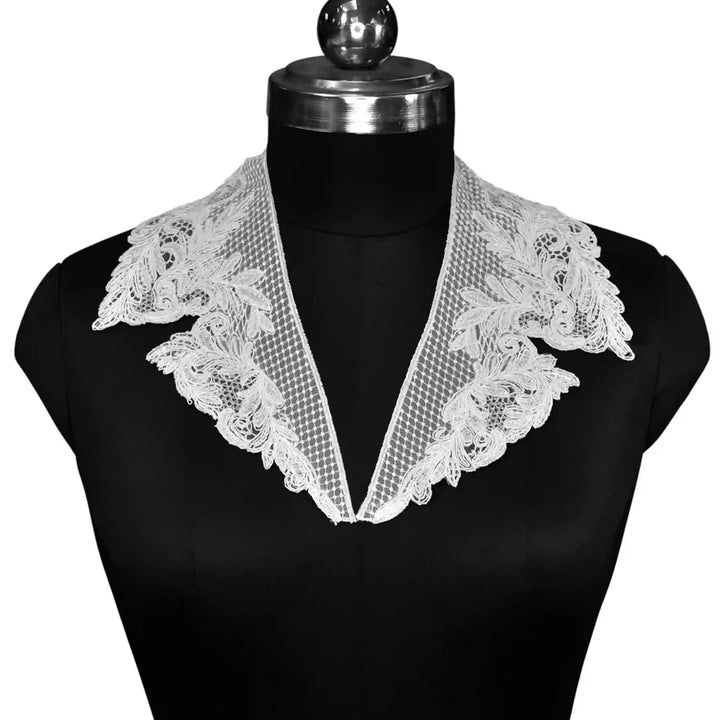 Floral Scalloped Peter Pan Collar