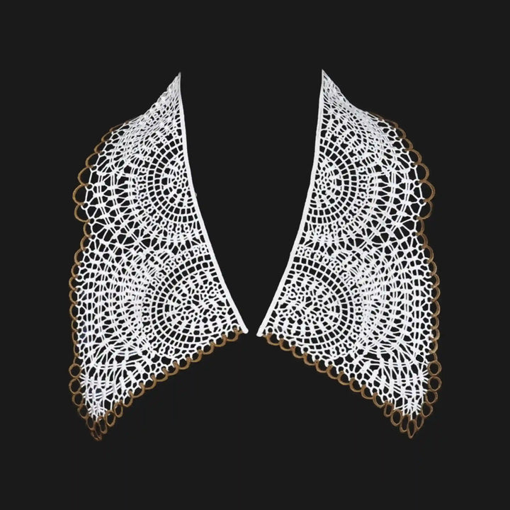 Cutwork Floral Puritan Collar