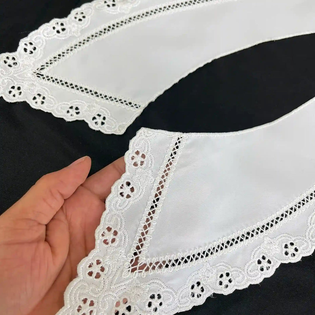 Pilgrim Flower Peter Pan Collar
