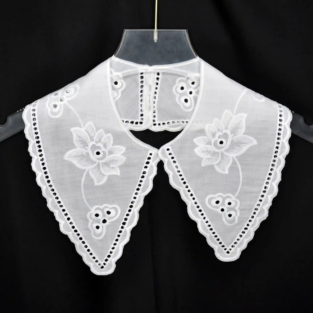 Venice Lace Peter Pan Appliqué