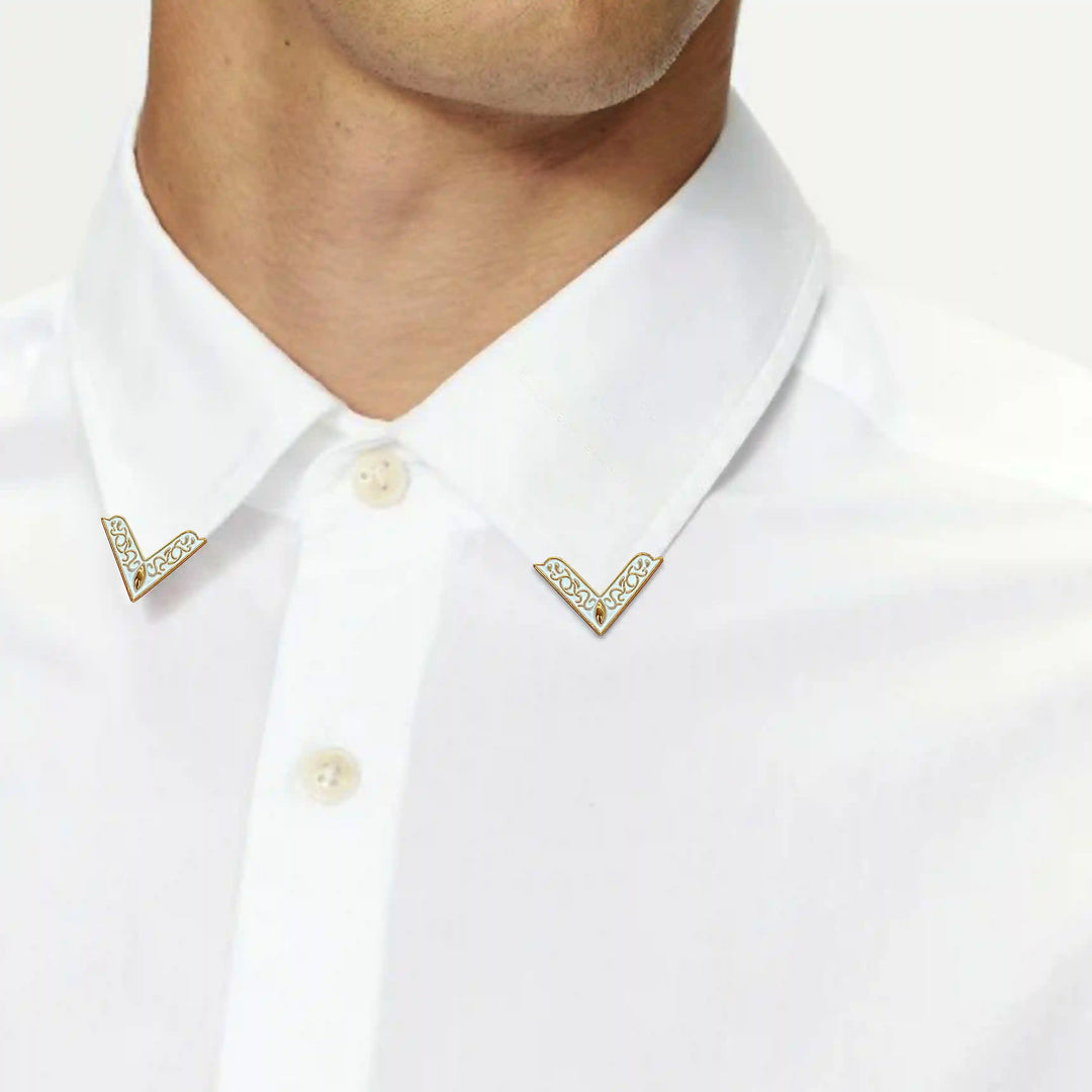 White and Gold Filigree Collar Tip