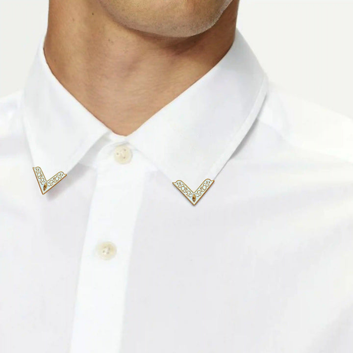 White and Gold Filigree Collar Tip