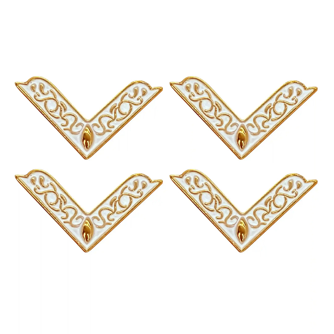 White and Gold Filigree Collar Tip