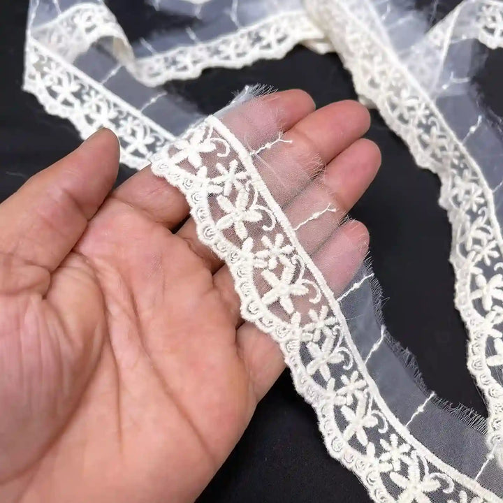Dainty Starflower Organza Lace | 2 Meters | CE-3