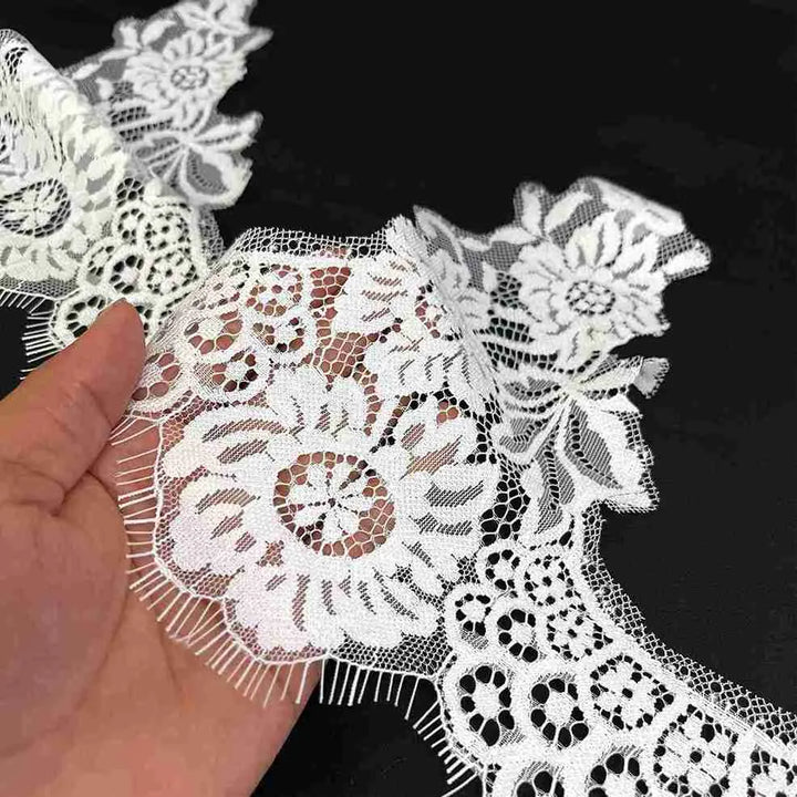 Floral and Foliage Leaf Pattern Chantilly Lace -3 Meters | FEL-3N