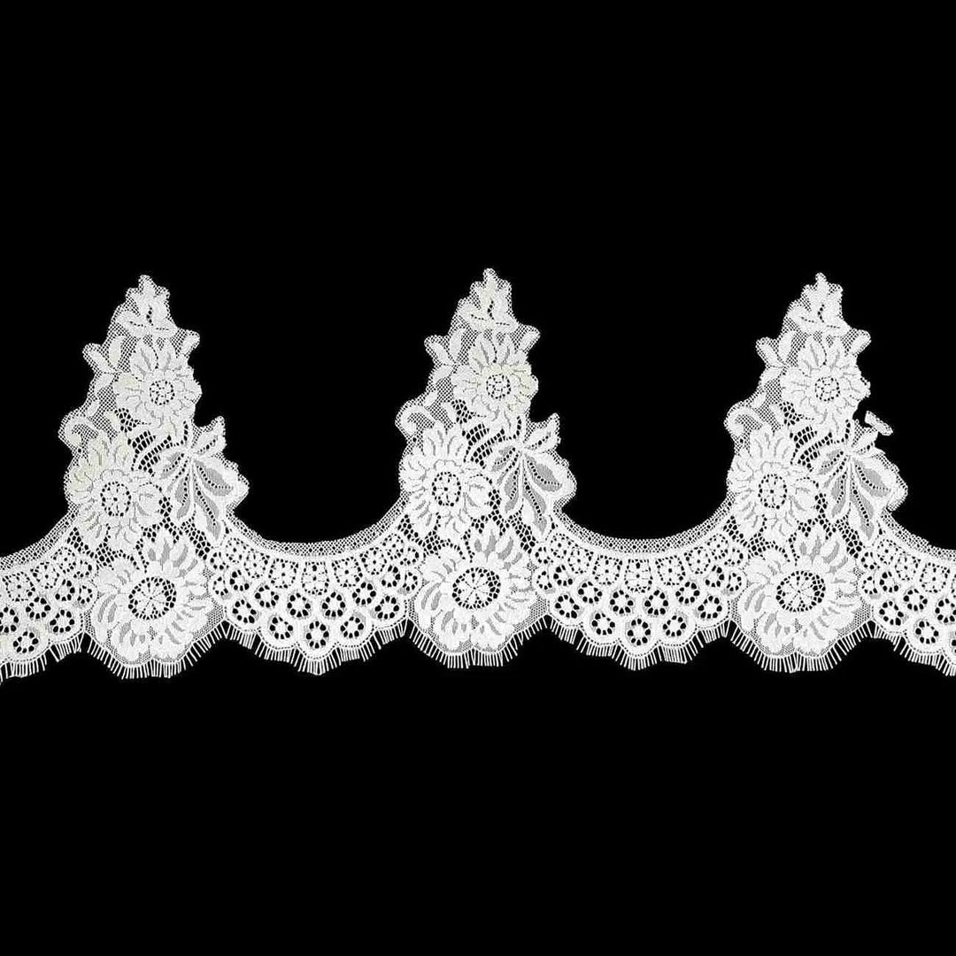 Floral and Foliage Leaf Pattern Chantilly Lace -3 Meters | FEL-3N