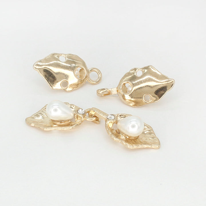 Leaf-shaped with pearl design Frog closure metal button-4.5cm×1cm