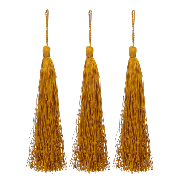 Thread tassels