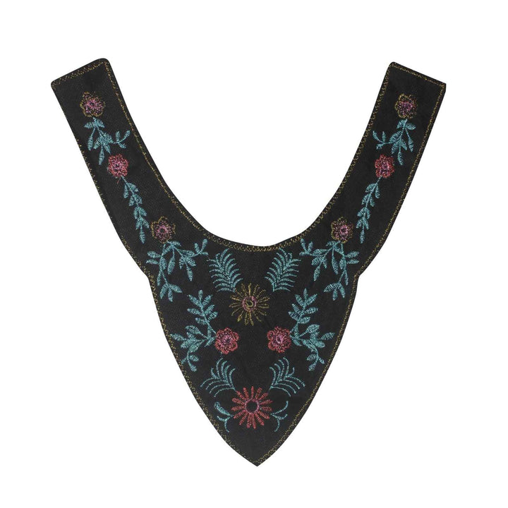 Ornate royal floral round shape neckline with refined detailing for classic ethnic fashion styles
