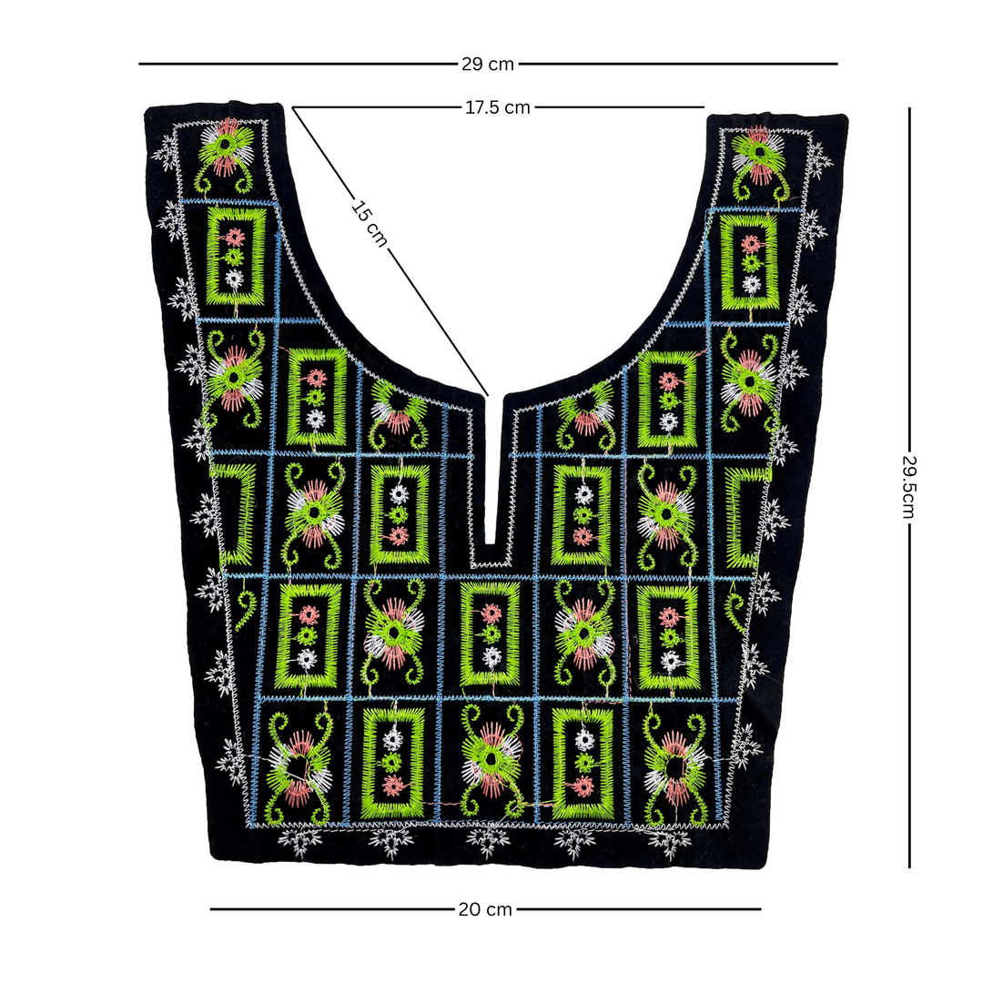 Geometrical floral embroidery neckline