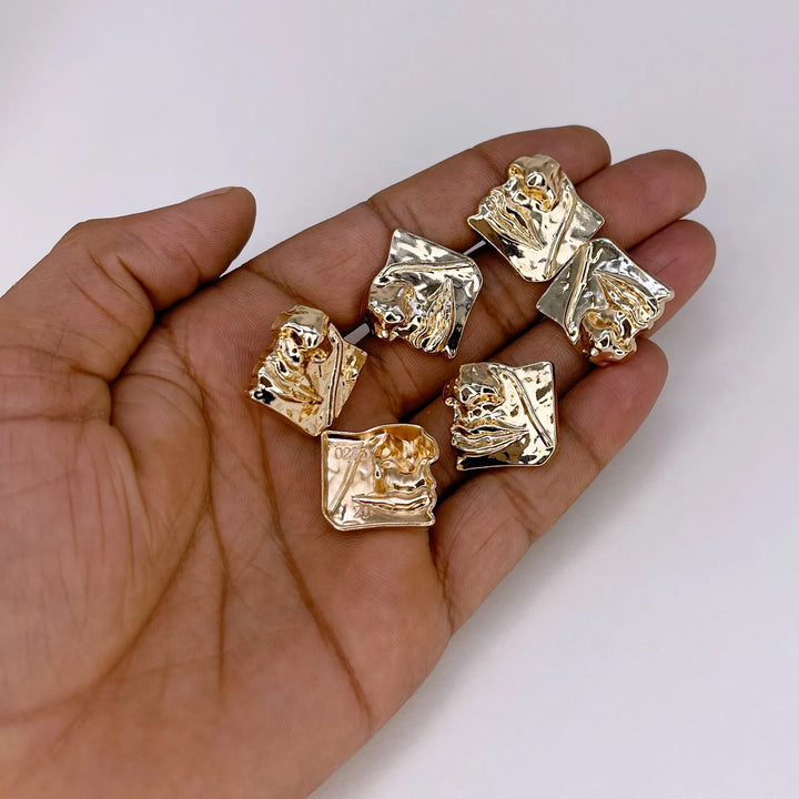 Designer Gold Plated Square Shape Metal Buttons | 20mm(32L)
